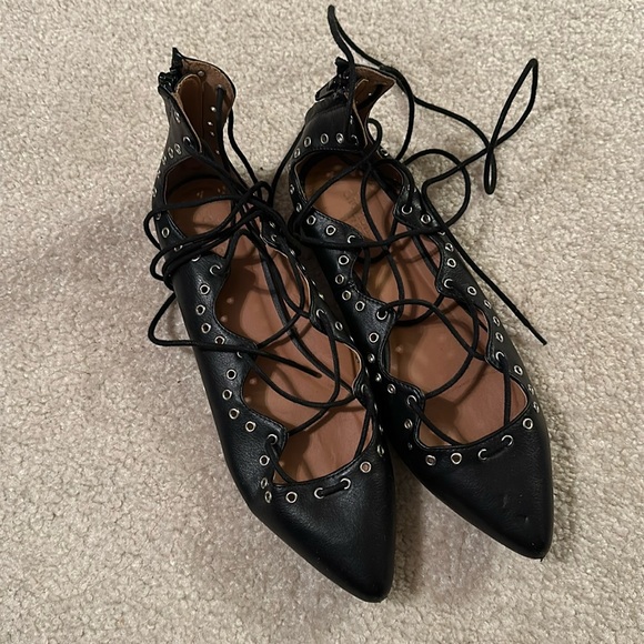 Lace up ballet flats - Picture 1 of 3